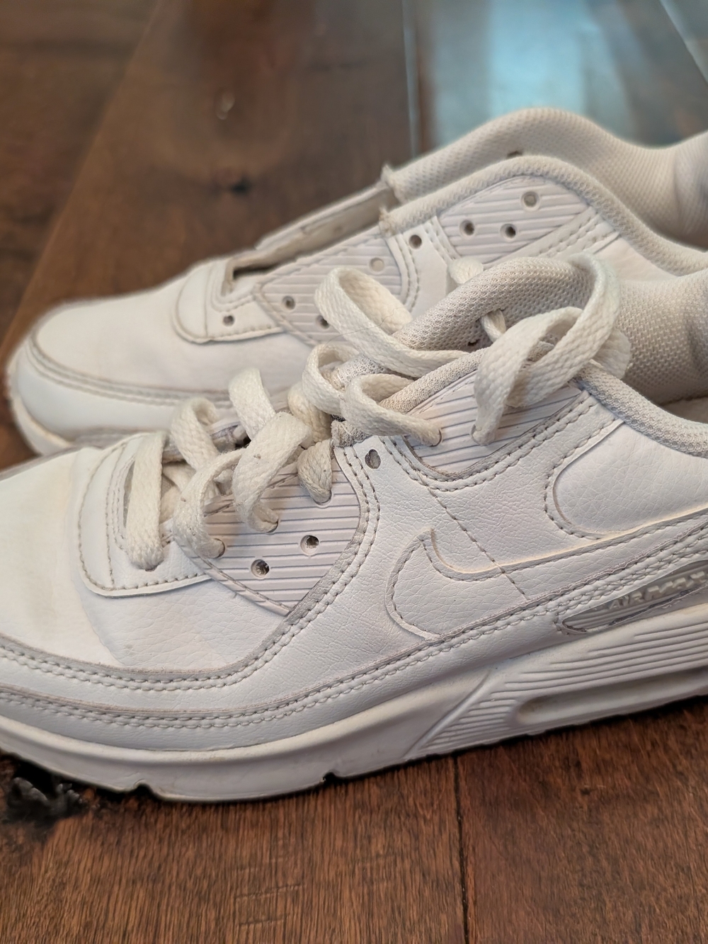 Nike Kids White Low-Top Casual Sneakers